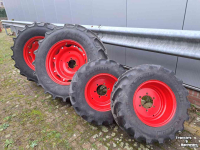Wielen, Banden, Velgen & Afstandsringen  480/65R28 Mitas + 340/65R18 Michelin