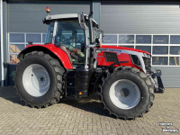 Tractor / Trekker Massey Ferguson 6s.135 Dyna6 Efficient