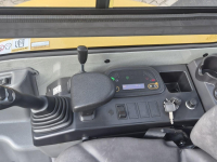 Mini-graver / Mini-graafmachine New Holland E26C