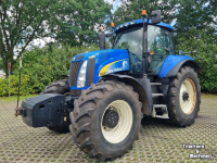 Tractor / Trekker New Holland T 8020