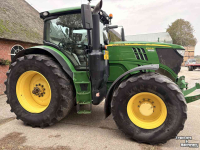 Tractor / Trekker John Deere 6215R