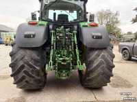Tractor / Trekker John Deere 6215R