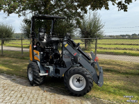 Shovel / Wiellader / Kniklader Giant G1500