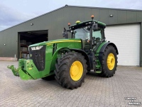 Tractor / Trekker John Deere 8370 R