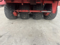 Opraapwagen  8 wielig onderstel.