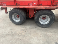 Opraapwagen  8 wielig onderstel.