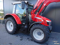 Tractor / Trekker Massey Ferguson 5710 Dyna-4