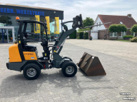 Shovel / Wiellader / Kniklader Giant D332SWT X-tra