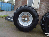 Wielen, Banden, Velgen & Afstandsringen Vredestein 600/65r28
