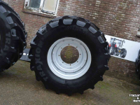 Wielen, Banden, Velgen & Afstandsringen Vredestein 600/65r28