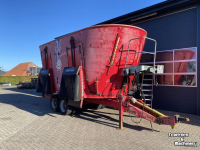 Voermengwagen Peecon VMW 320 voermengwagen