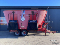 Voermengwagen Peecon VMW 320 voermengwagen