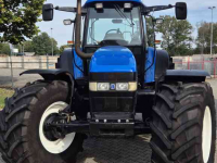 Tractor / Trekker New Holland TM155 PC 40Kmh. met kruip en Airco