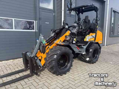 Shovel / Wiellader / Kniklader Giant G2700 X-tra HD+