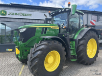 Tractor / Trekker John Deere 6R 215