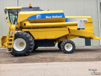 Maaidorser / Combine New Holland tc5070