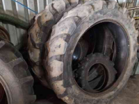 Wielen, Banden, Velgen & Afstandsringen Michelin 13.6-38