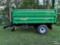 Kipper / Kiepwagen / Landbouwkipper  Hummel 3,5 tons driezijdige kipper